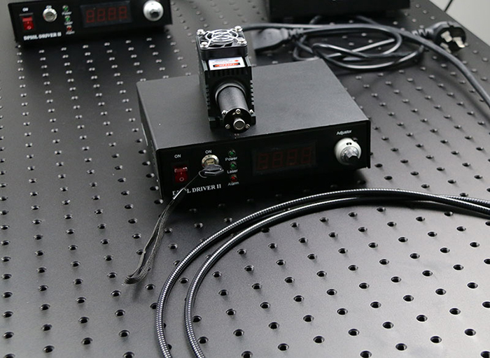 808nm 50mW SM 光纤耦合激光器 单模 TEM00激光